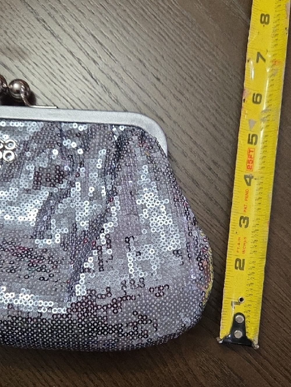 Coach Limited Edition Silver Sequin Kiss-Lock Wristlet Clutch With Hangtag - Picture 3 of 14